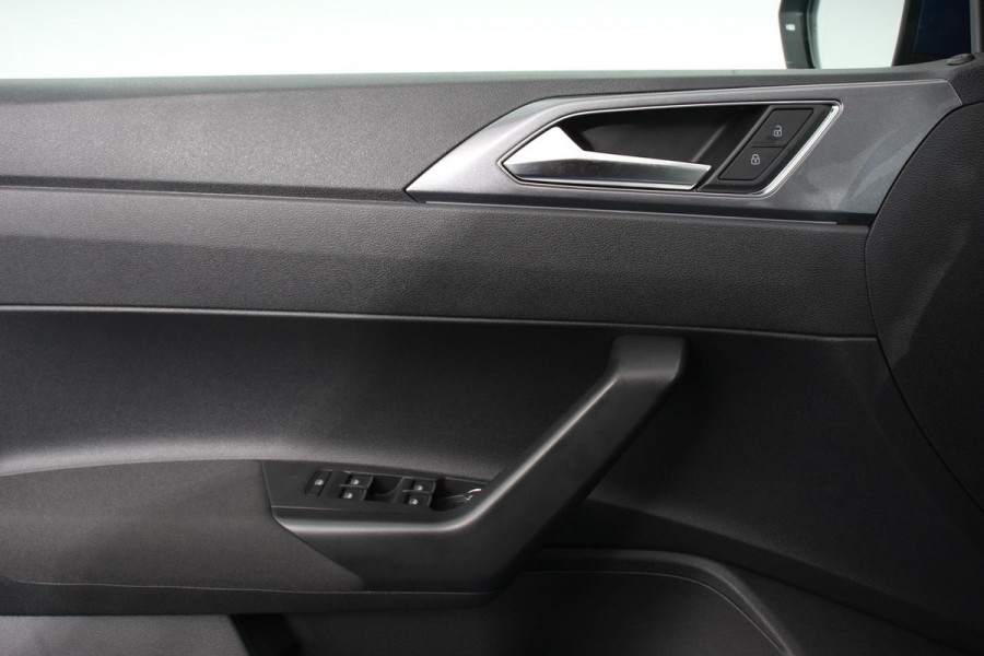 Volkswagen Polo 1.0 TSI DSG Style | Navigatie | Climate Control | Adaptive Cruise Control | Camera | Lane Assist | LED Matrix | DAB | Parkeer sensoren | App Connect