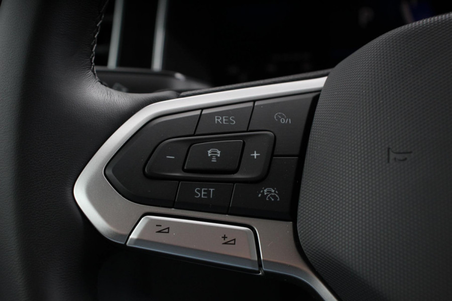 Volkswagen Polo 1.0 TSI DSG Style | Navigatie | Climate Control | Adaptive Cruise Control | Camera | Lane Assist | LED Matrix | DAB | Parkeer sensoren | App Connect