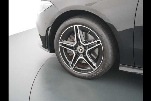 Mercedes-Benz CLA-Klasse Shooting Brake 250 e AMG Line VAN: 36.900,- VOOR: 33.330,- UW HERFSTVOORDEEL: 3.570,- PHEV PLUG-IN HYBRIDE | 1e EIGENAAR | UNIEKE KM-STAND | LEDER | PANORAMADAK | CAMERA | AMBIENT SFEERVERLICHTING | RIJKLAAR GELEVERD INCL. 12 MAANDEN BOVAG GARANTIE