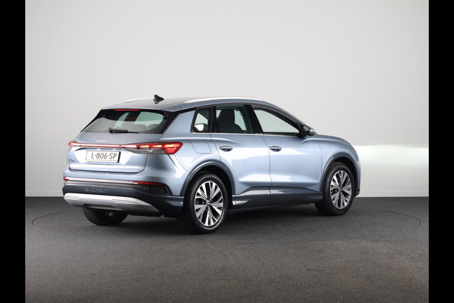 Audi Q4 e-tron 35 Launch edition Advanced 55 kWh 170pk | Matrix Led | Warmtepomp | Stoelverwarming | Parkeersensoren voor en achter