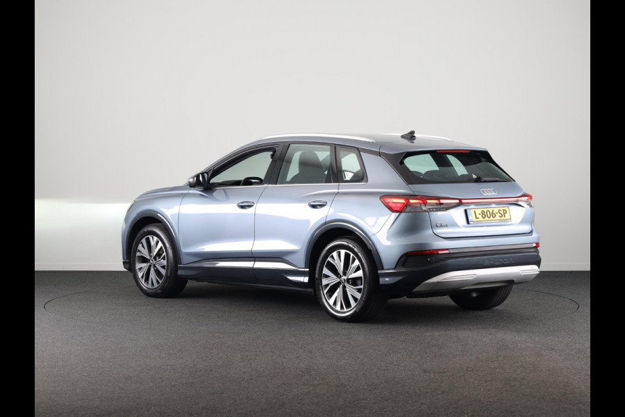 Audi Q4 e-tron 35 Launch edition Advanced 55 kWh 170pk | Matrix Led | Warmtepomp | Stoelverwarming | Parkeersensoren voor en achter