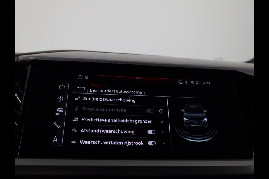 Audi Q4 e-tron 35 Launch edition Advanced 55 kWh 170pk | Matrix Led | Warmtepomp | Stoelverwarming | Parkeersensoren voor en achter