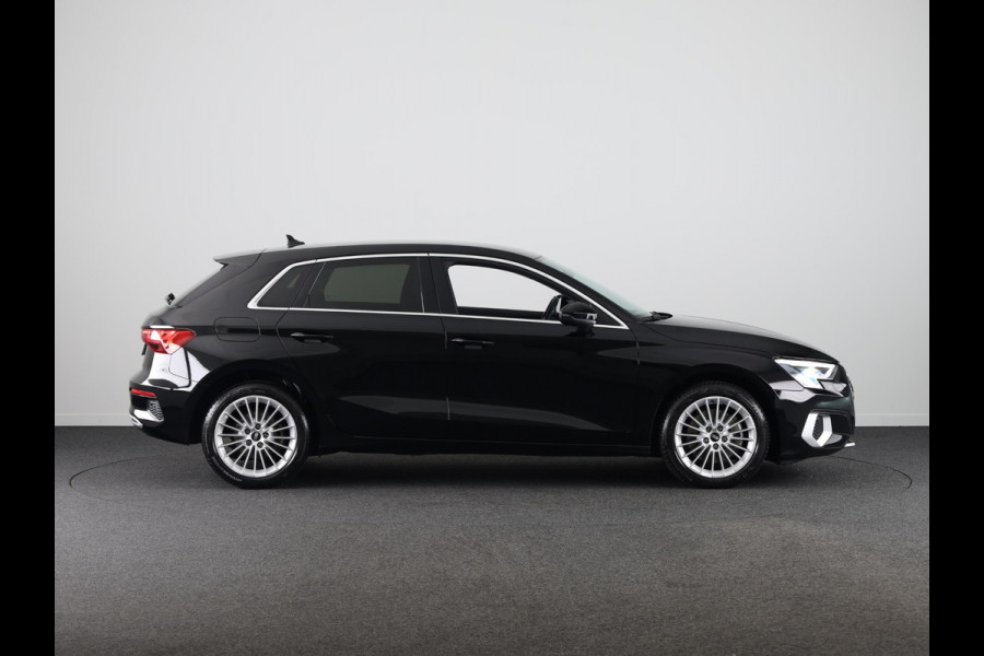 Audi A3 Sportback 35 TFSI Business edition 150 pk | Navigatie | Parkeersensoren achter | Adaptieve cruise control | Apple Carplay/Android Auto |