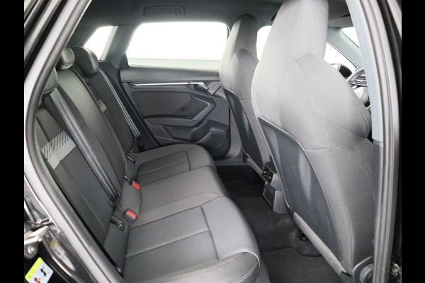 Audi A3 Sportback 35 TFSI Business edition 150 pk | Navigatie | Parkeersensoren achter | Adaptieve cruise control | Apple Carplay/Android Auto |