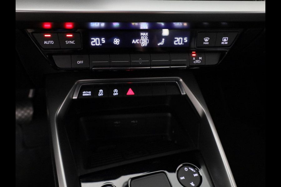 Audi A3 Sportback 35 TFSI Business edition 150 pk | Navigatie | Parkeersensoren achter | Adaptieve cruise control | Apple Carplay/Android Auto |