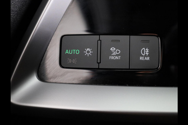 Audi A3 Sportback 35 TFSI Business edition 150 pk | Navigatie | Parkeersensoren achter | Adaptieve cruise control | Apple Carplay/Android Auto |