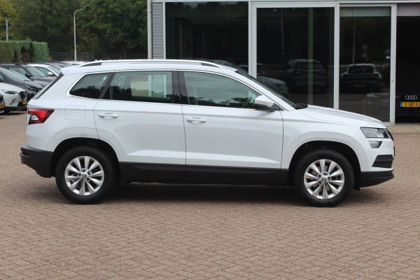 Škoda Karoq 1.0 TSI Business Edition / Trekhaak / Camera / Navigatie / Keyless / 16'' / Stoelverwarming / DAB / Cruise Control