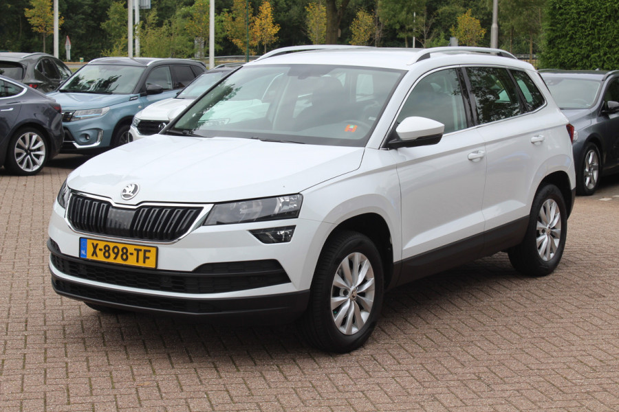 Škoda Karoq 1.0 TSI Business Edition / Trekhaak / Camera / Navigatie / Keyless / 16'' / Stoelverwarming / DAB / Cruise Control