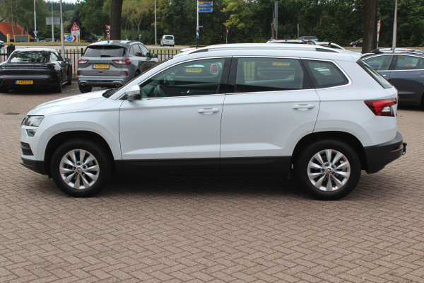 Škoda Karoq 1.0 TSI Business Edition / Trekhaak / Camera / Navigatie / Keyless / 16'' / Stoelverwarming / DAB / Cruise Control