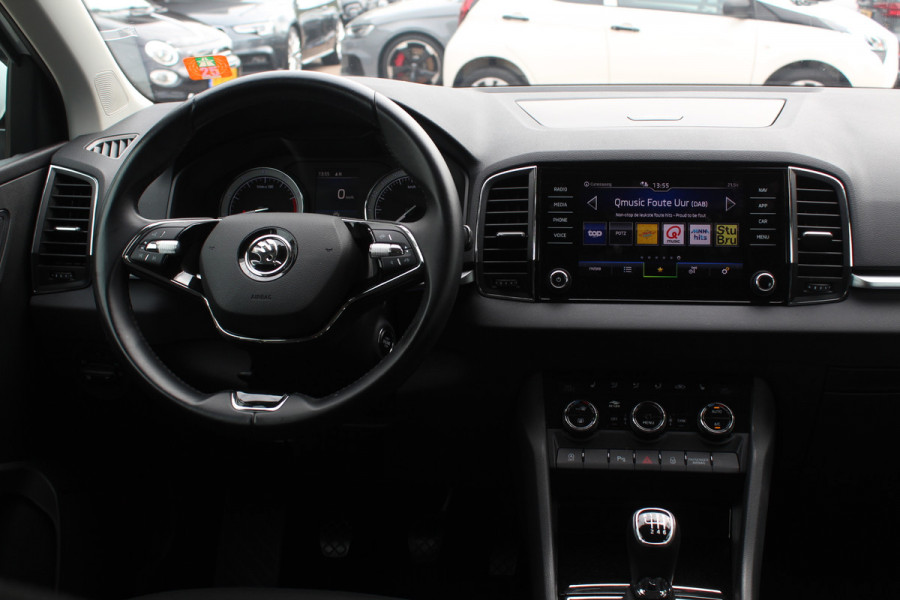 Škoda Karoq 1.0 TSI Business Edition / Trekhaak / Camera / Navigatie / Keyless / 16'' / Stoelverwarming / DAB / Cruise Control