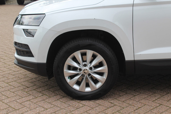 Škoda Karoq 1.0 TSI Business Edition / Trekhaak / Camera / Navigatie / Keyless / 16'' / Stoelverwarming / DAB / Cruise Control
