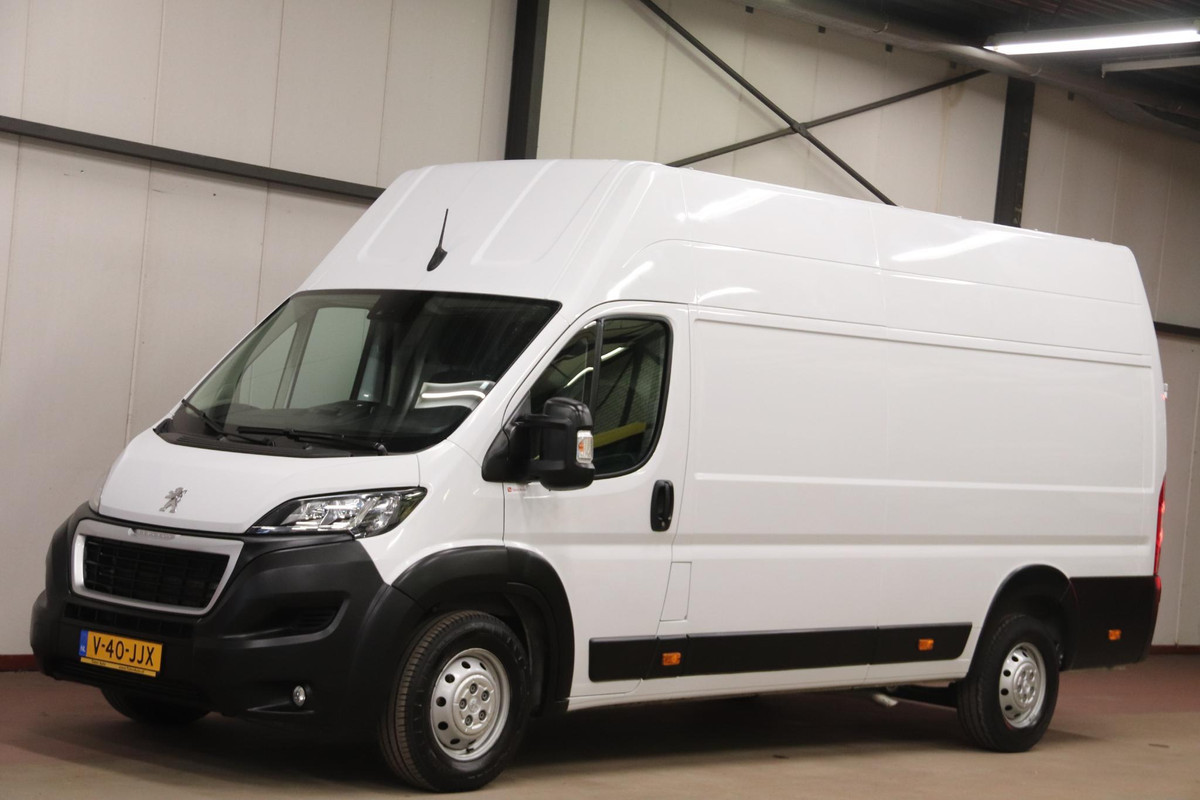 Peugeot Boxer 140PK L4H3 Financial Lease 595 euro per maand Peugeot Boxer 140PK L4H3 Financial Lease 595 euro per maand