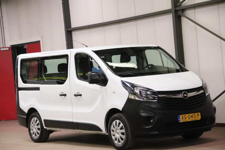 Opel Vivaro Combi PERSONENVERVOER 9 LEASE 258 EURO PER MAAND Opel Vivaro Combi PERSONENVERVOER 9 LEASE 366 EURO PER MAAND