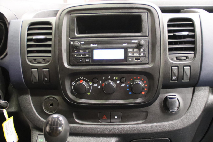 Opel Vivaro Combi PERSONENVERVOER 9 LEASE 258 EURO PER MAAND Opel Vivaro Combi PERSONENVERVOER 9 LEASE 366 EURO PER MAAND