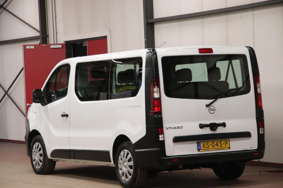 Opel Vivaro Combi PERSONENVERVOER 9 LEASE 258 EURO PER MAAND Opel Vivaro Combi PERSONENVERVOER 9 LEASE 366 EURO PER MAAND