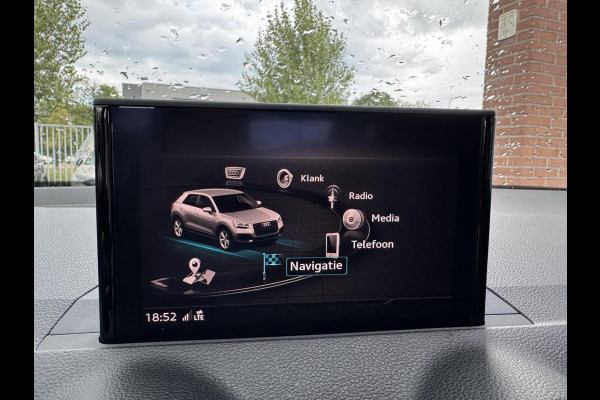 Audi Q2 35 TFSI 150pk S Edition S-Tronic Xenon Dynamic Light