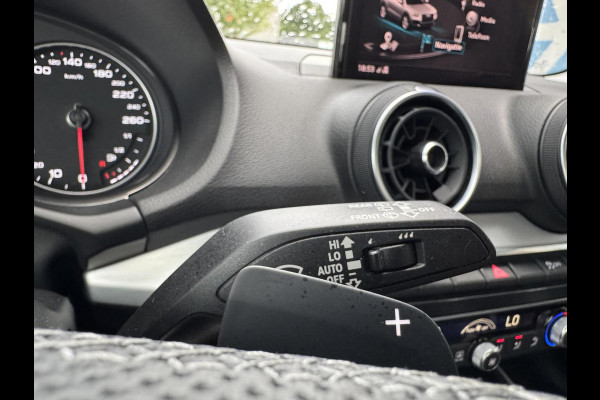 Audi Q2 35 TFSI 150pk S Edition S-Tronic Xenon Dynamic Light