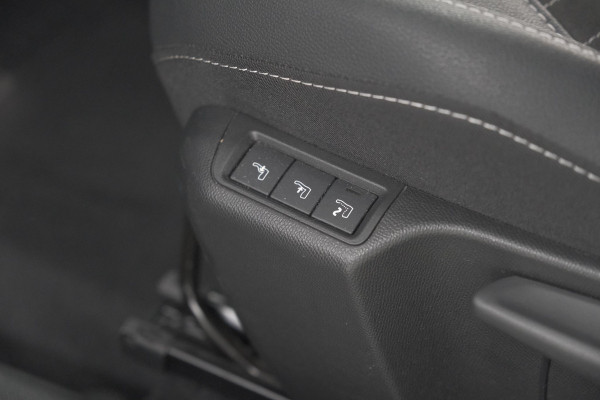 Opel Mokka Turbo 130 AT8 Ultimate | Camera | Dodehoekdetectie | Stoelmassage | Adaptieve Cruise Control