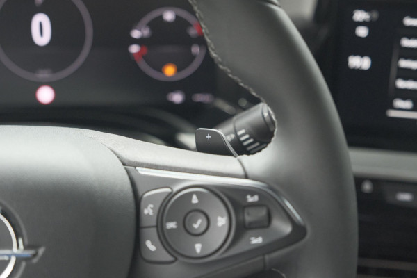 Opel Mokka Turbo 130 AT8 Ultimate | Camera | Dodehoekdetectie | Stoelmassage | Adaptieve Cruise Control