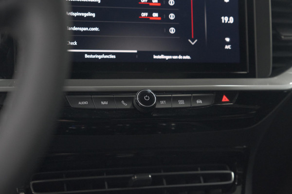 Opel Mokka Turbo 130 AT8 Ultimate | Camera | Dodehoekdetectie | Stoelmassage | Adaptieve Cruise Control