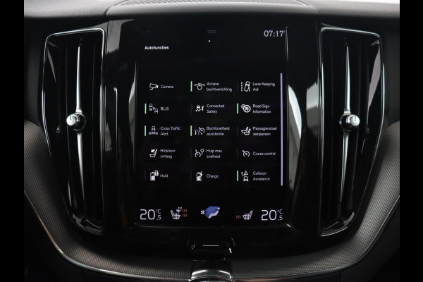 Volvo XC60 2.0 Recharge T8 AWD R Design | Panoramadak | Trekhaak | Stoel & stuurverwarming | Camera | Adaptive cruise | Harman/Kardon | Carplay | Memory | Half leder | PHEV | Plug In