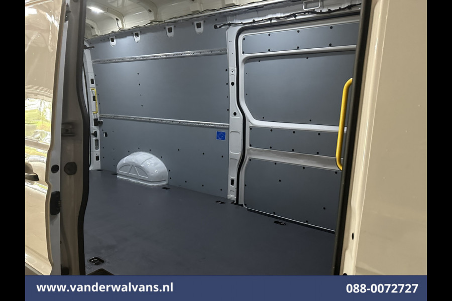 Volkswagen Crafter 2.0 TDI 140pk L4H4 L3H3 Euro6 # Airco | 2x Zijdeur | Camera | Apple Carplay android auto, bijrijdersbank, 270 gr. achterdeuren, 3000kg trekvermogen