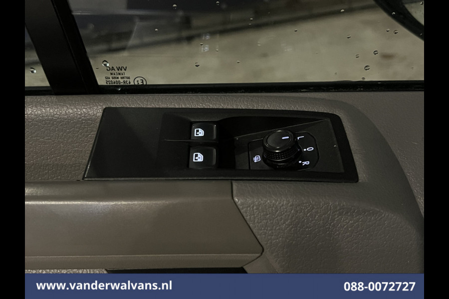 Volkswagen Crafter 2.0 TDI 140pk L4H4 L3H3 Euro6 # Airco | 2x Zijdeur | Camera | Apple Carplay android auto, bijrijdersbank, 270 gr. achterdeuren, 3000kg trekvermogen