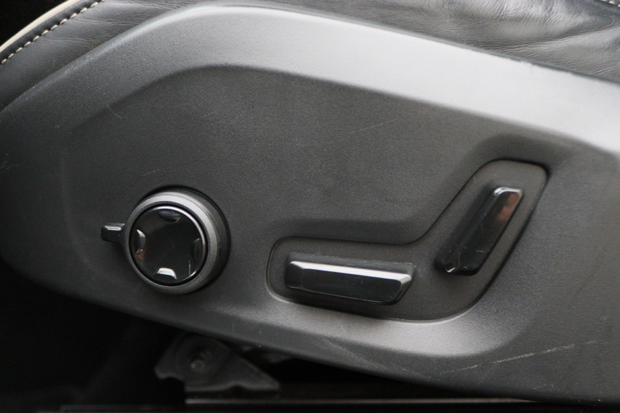Volvo XC90 2.0 T8 Recharge Long Range AWD R-Design Panoramadak, Luchtvering, Bower & Wilkens, 360° Camera, Head-Up, Trekhaak