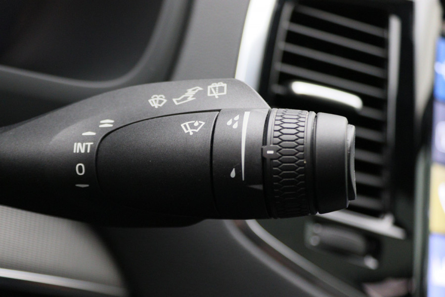 Volvo XC90 2.0 T8 Recharge Long Range AWD R-Design Panoramadak, Luchtvering, Bower & Wilkens, 360° Camera, Head-Up, Trekhaak