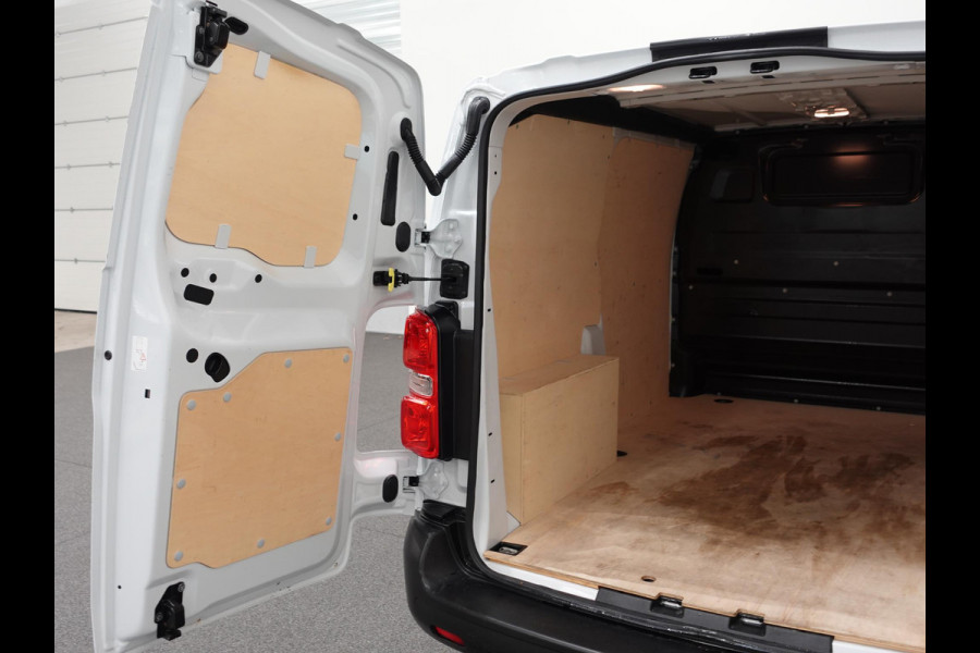 Opel Vivaro 2.0 CDTI L2H1 145PK Edition Automaat Airco  App connect Trekhaak Navigatie Cruise