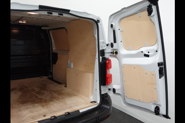 Opel Vivaro 2.0 CDTI L2H1 145PK Edition Automaat Airco  App connect Trekhaak Navigatie Cruise