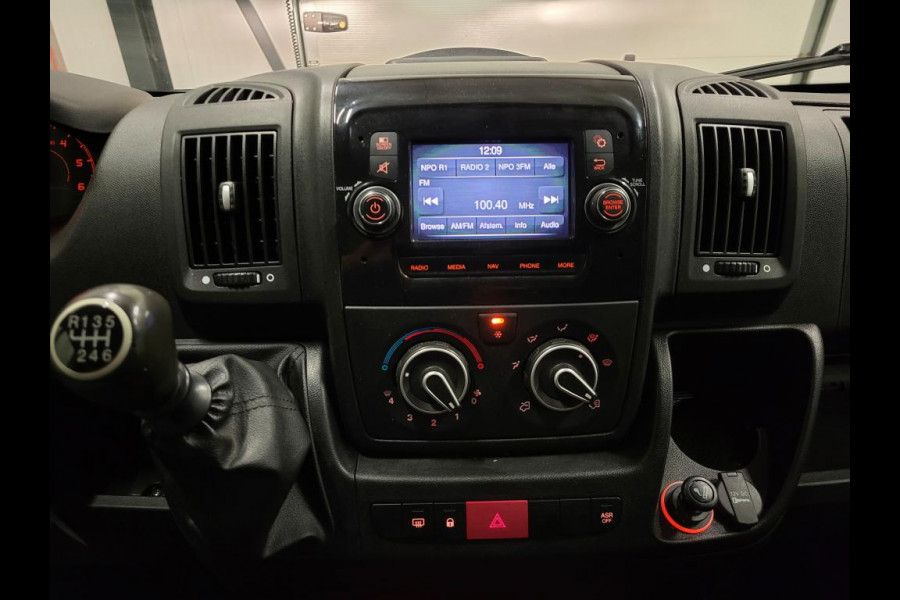 Citroën Jumper 2.2BlueHDi 141pk Imperiaal Trekhaak 2500kg Euro 6!