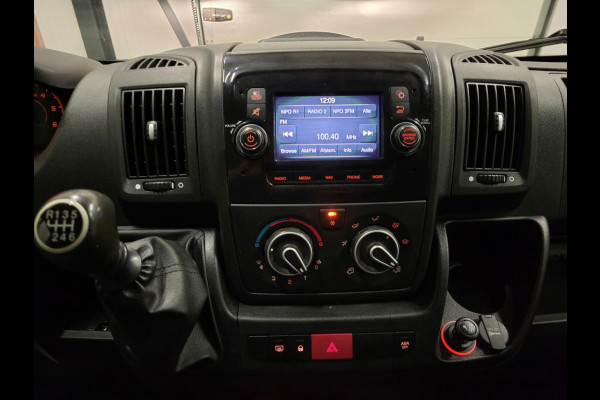 Citroën Jumper 2.2BlueHDi 141pk Imperiaal Trekhaak 2500kg Euro 6!