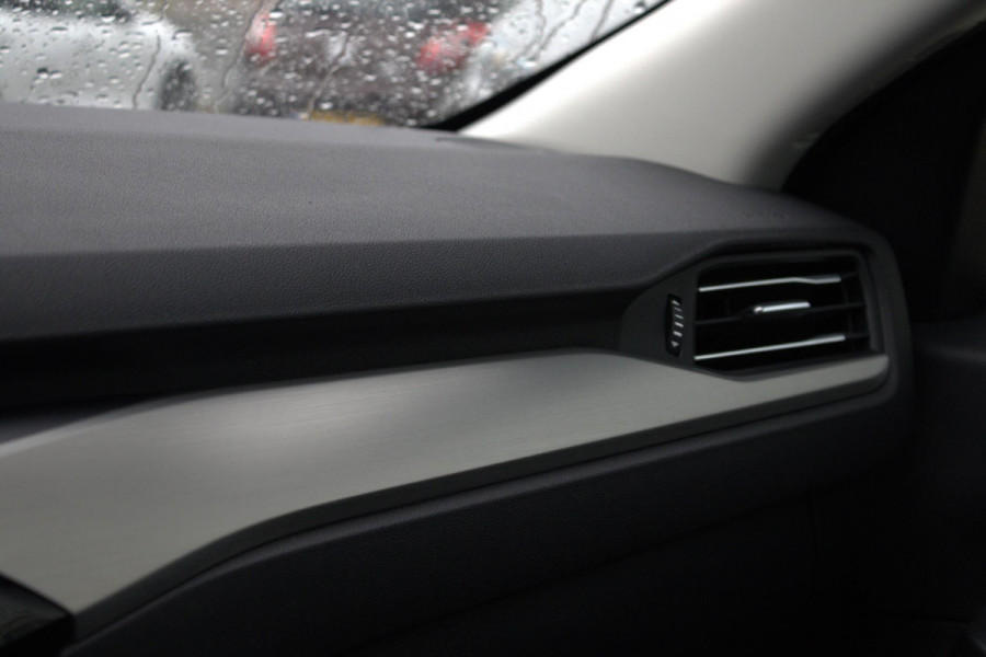 Ford Kuga 2.5 FHEV Titanium | Adaptive cruise control | Camera achter |