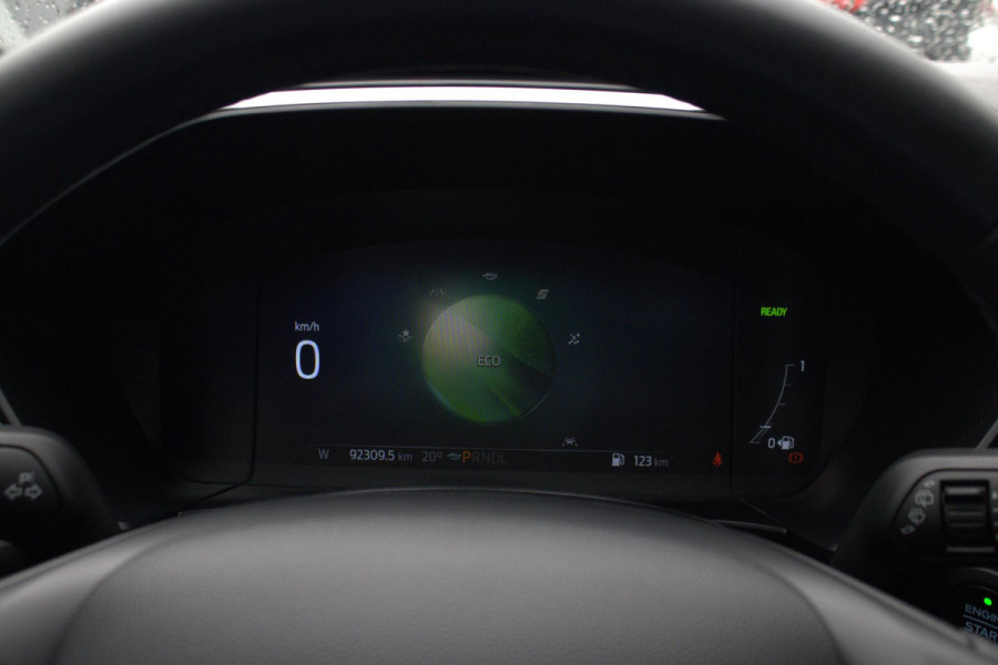 Ford Kuga 2.5 FHEV Titanium | Adaptive cruise control | Camera achter |