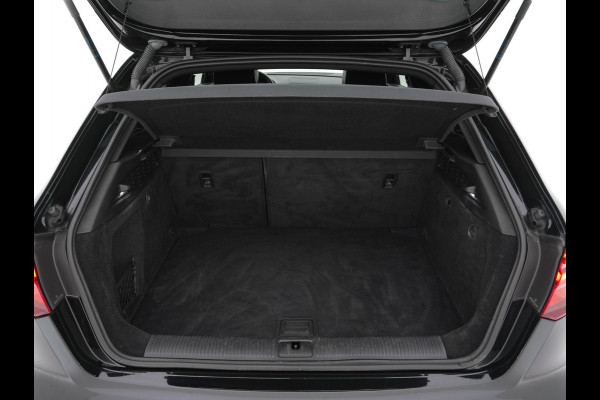 Audi A3 Sportback 1.5 TFSI CoD S-Line-Sportpack Edition Aut. *FULL-LED | LEATHER-FABRIC | NAVI-FULLMAP | SPORT-SEATS | AUDI-SOUND | ECC | PDC | PRIVACY-GLASS | CRUISE | 18''ALU*