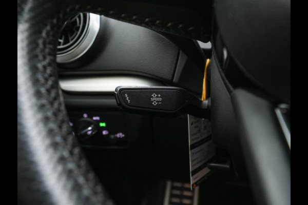 Audi A3 Sportback 1.5 TFSI CoD S-Line-Sportpack Edition Aut. *FULL-LED | LEATHER-FABRIC | NAVI-FULLMAP | SPORT-SEATS | AUDI-SOUND | ECC | PDC | PRIVACY-GLASS | CRUISE | 18''ALU*