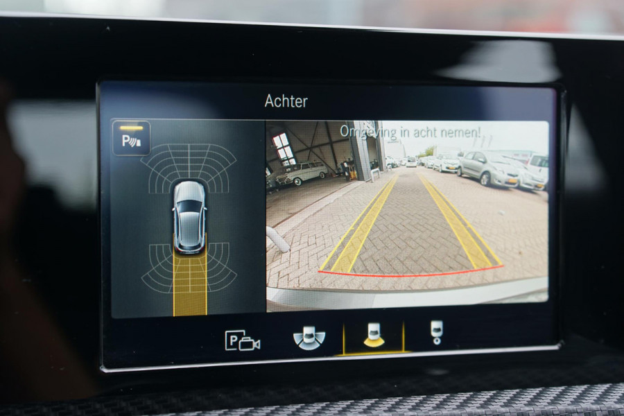 Mercedes-Benz A-Klasse 180 d AUTOMAAT + AFNEEMBARE TREKHAAK / 18'' / LED / CAMERA