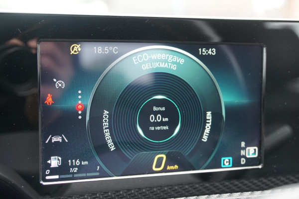 Mercedes-Benz A-Klasse 180 d AUTOMAAT + AFNEEMBARE TREKHAAK / 18'' / LED / CAMERA