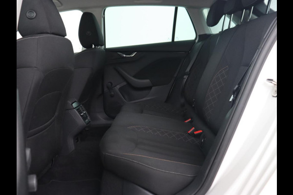 Škoda SCALA 1.0 TSI Ambition | Automaat | Virtual Cockpit | Carplay | Navigatie | Parkeerhulp | Climate control | Getint glas | Full LED