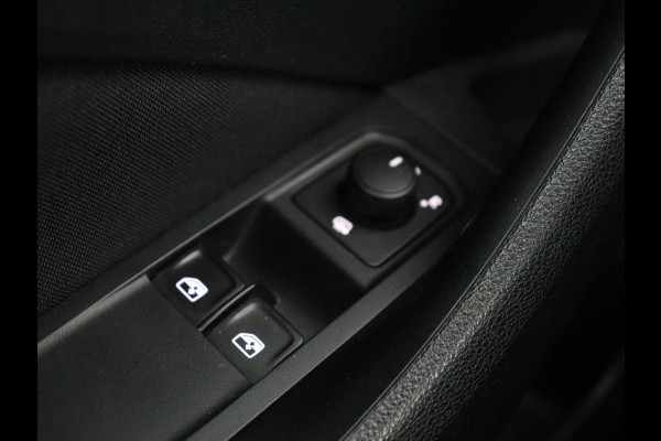 Škoda SCALA 1.0 TSI Ambition | Automaat | Virtual Cockpit | Carplay | Navigatie | Parkeerhulp | Climate control | Getint glas | Full LED