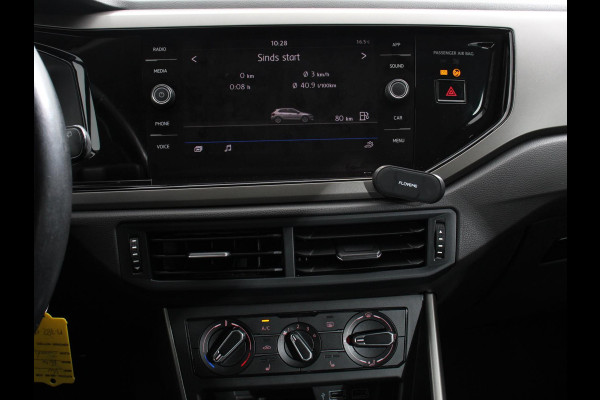 Volkswagen Polo 1.0 TSI DSG Comfortline Navigatie Airco Parkeer Sensoren Stoelverwarming Lichtmetalen Velgen Armsteun Led