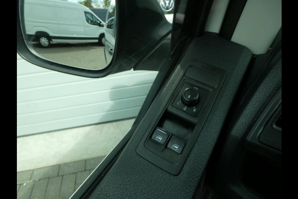 Volkswagen Transporter 2.0 TDI Euro 6, L2H1 DC dubbel Cabine, 6-zits