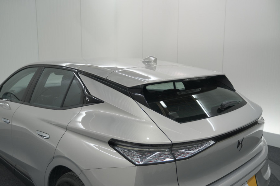 DS DS 4 PureTech 130 EAT8 Performance Line | Camera | Apple Carplay | Alcantara® bekleding | Parkeersensensoren DS DS 4 PureTech 130 EAT8 Performance Line | Camera | Apple Carplay | Alcantara® bekleding | Parkeersensensoren