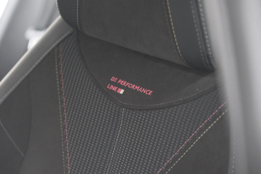 DS DS 4 PureTech 130 EAT8 Performance Line | Camera | Apple Carplay | Alcantara® bekleding | Parkeersensensoren DS DS 4 PureTech 130 EAT8 Performance Line | Camera | Apple Carplay | Alcantara® bekleding | Parkeersensensoren