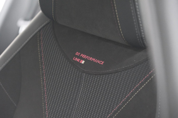 DS DS 4 PureTech 130 EAT8 Performance Line | Camera | Apple Carplay | Alcantara® bekleding | Parkeersensensoren DS DS 4 PureTech 130 EAT8 Performance Line | Camera | Apple Carplay | Alcantara® bekleding | Parkeersensensoren