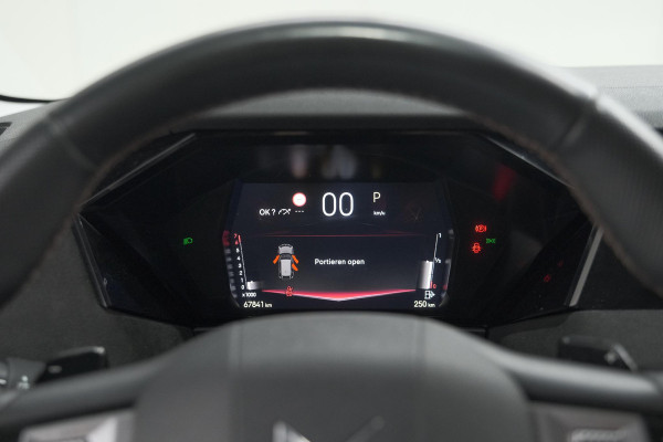 DS DS 4 PureTech 130 EAT8 Performance Line | Camera | Apple Carplay | Alcantara® bekleding | Parkeersensensoren DS DS 4 PureTech 130 EAT8 Performance Line | Camera | Apple Carplay | Alcantara® bekleding | Parkeersensensoren