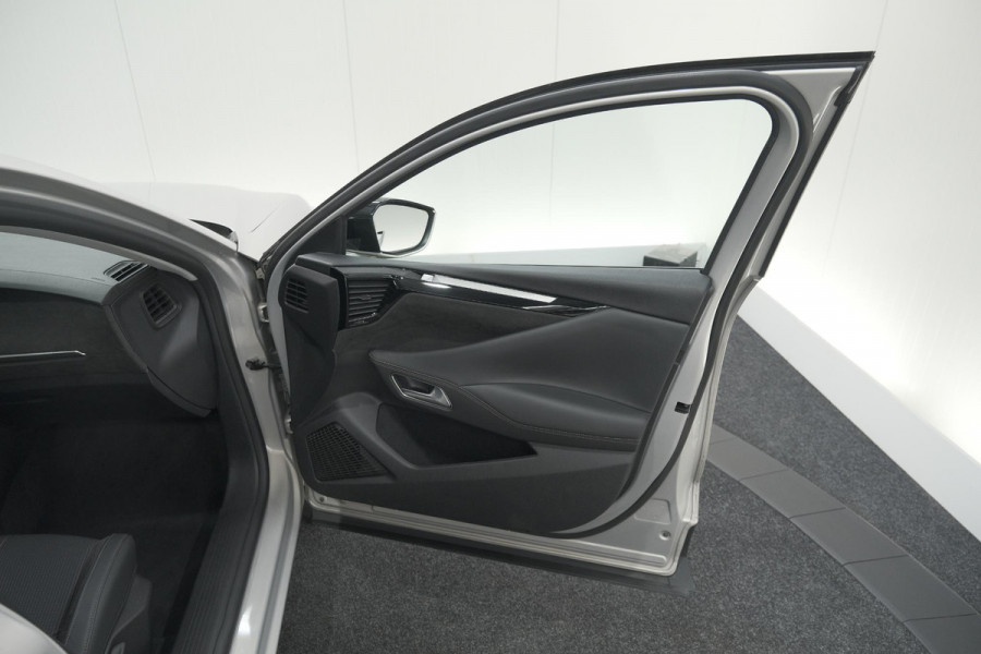 DS DS 4 PureTech 130 EAT8 Performance Line | Camera | Apple Carplay | Alcantara® bekleding | Parkeersensensoren DS DS 4 PureTech 130 EAT8 Performance Line | Camera | Apple Carplay | Alcantara® bekleding | Parkeersensensoren