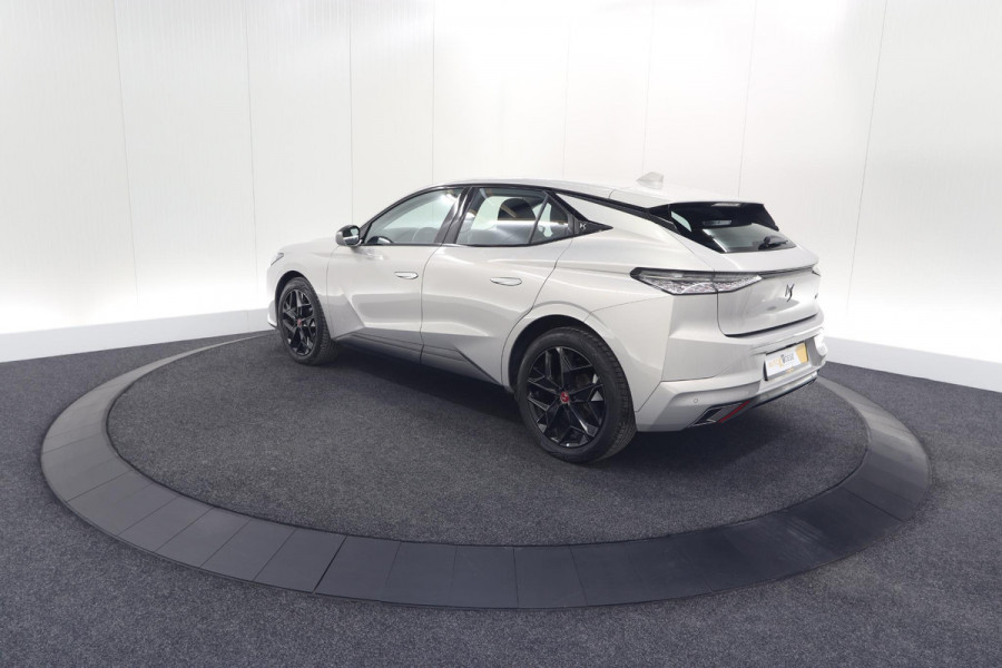 DS DS 4 PureTech 130 EAT8 Performance Line | Camera | Apple Carplay | Alcantara® bekleding | Parkeersensensoren DS DS 4 PureTech 130 EAT8 Performance Line | Camera | Apple Carplay | Alcantara® bekleding | Parkeersensensoren