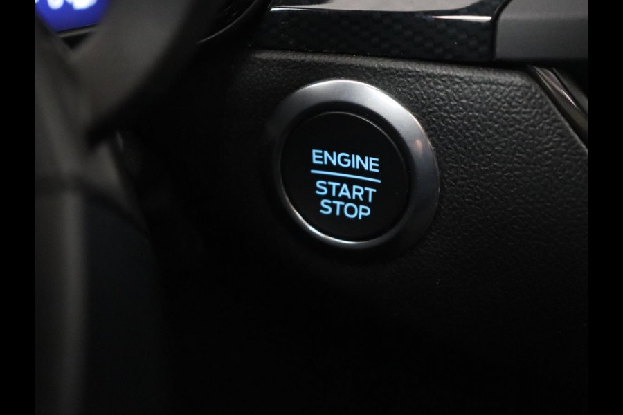 Ford Focus 1.0 EcoBoost ST Line X | Panoramadak | Stoel & stuurverwarming | Camera | Adaptive cruise | Digital Cockpit | B&O Sound | Navigatie | Full LED | Climate control